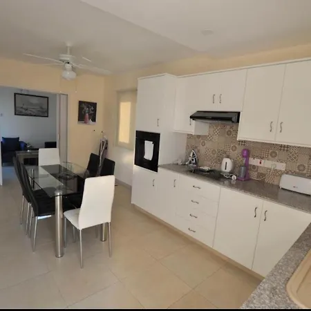 Apartment Tsolias Luxury In Protaras